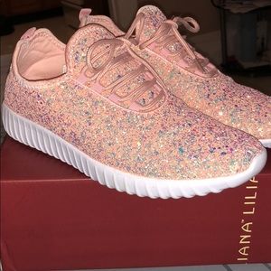 Fashion nova sneakers